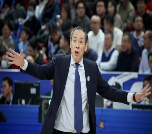 北京首鋼VS山東男籃！李楠復出首秀，許利民拒絕輸球，央視直播