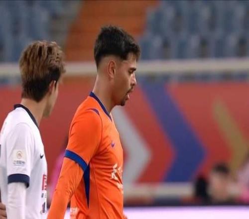 泰山中場強(qiáng)度拉滿，戰(zhàn)海港讓出控球克雷桑若不上還得瓦科救韓鵬