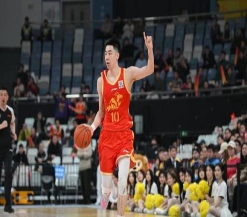 浙江廣廈VS南京同曦！威廉姆斯上演首秀，王博拒絕輸球，央視直播