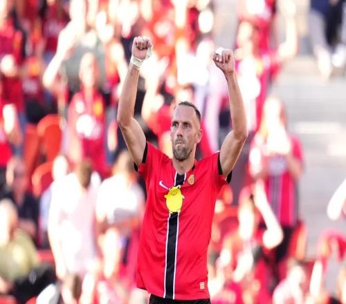 一個保級隊前鋒，怎么追上了姆巴佩