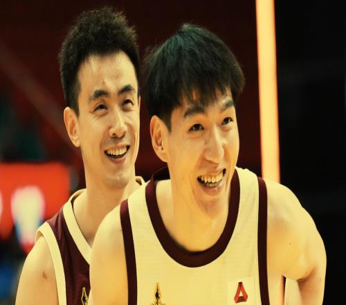 峰回路轉(zhuǎn)！青島山東浙江全輸球，遼籃仍然還有晉級八強的希望