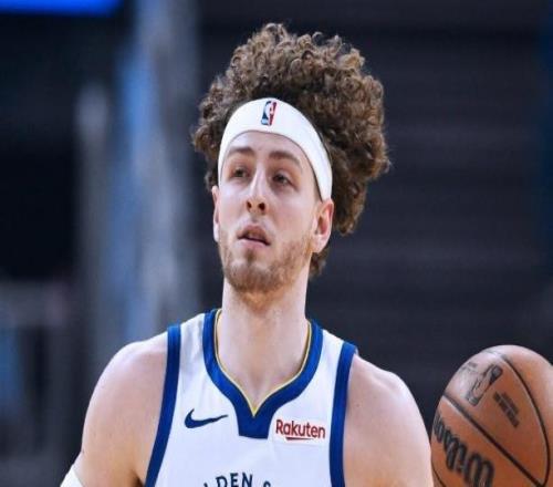 库里7记三分狂砍35分，波神20+5+5霍福德比肩詹皇，勇士逆转快船