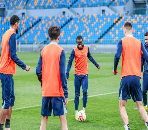 海牛隊(duì)本賽季剛看到保級(jí)曙光！就直接收到國(guó)際足聯(lián)罰單，引發(fā)熱議