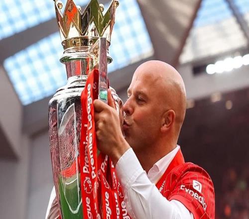 斯洛特被低估了前助手喊冤