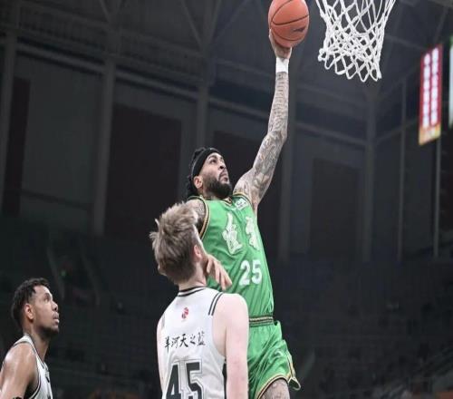 CBA前39輪全部完賽，上海20連勝穩(wěn)居第一，廣東穩(wěn)住第四，遼寧第九山西第十