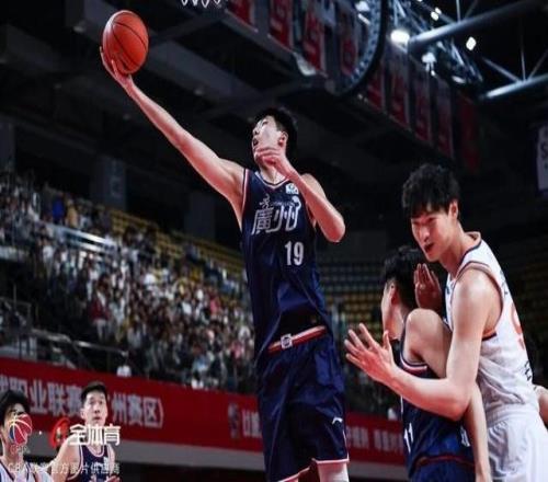 前行無畏202526賽季CBA常規(guī)賽第三十九輪主場負(fù)于上海