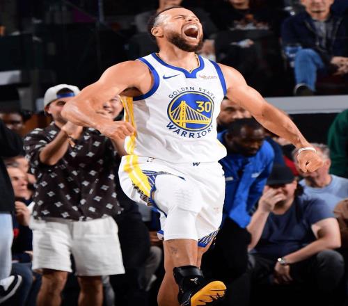 一場(chǎng)126121！庫里王者歸來創(chuàng)NBA紀(jì)錄：追夢(mèng)太香了！