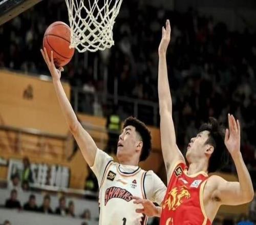 CBA賽后阻擋李添榮與球迷互動(dòng)的并非首鋼俱樂部人員