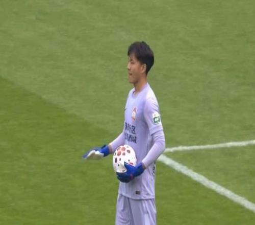 青島德比大戰(zhàn)，鄭智指望李昊拿三分戰(zhàn)術(shù)拼耐心海牛未來4場(chǎng)3強(qiáng)隊(duì)