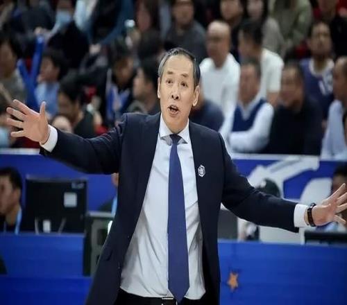 央視不直播！北京男籃客戰(zhàn)山東，李楠解禁復出首秀，許利民拒輸球