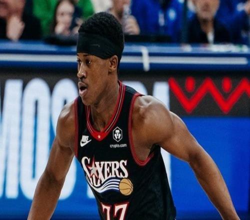 馬克西31+6，探花兩雙喬治鎖死班凱羅，艾弗森見(jiàn)證76人重返季后賽