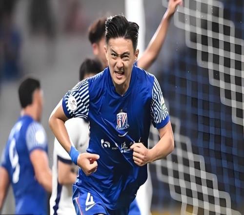 他是比劉誠宇還要大兩歲的申花新星！本賽季至今沒亮相，引發(fā)熱議