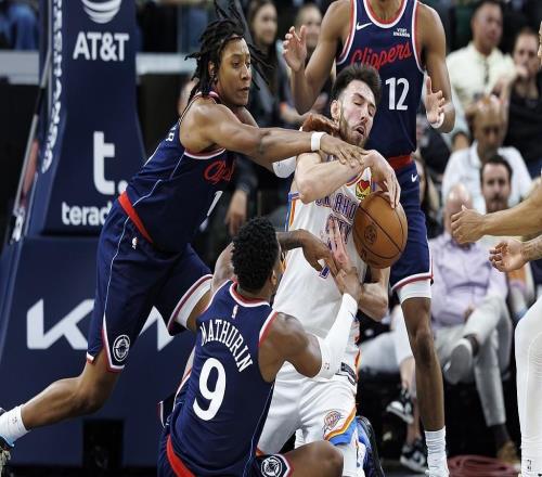 不堪重富，快船無緣季后賽后雷霆將在今年選秀中獲得樂透簽