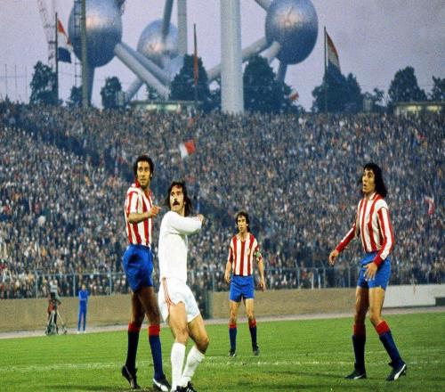 歐冠老劇本：拜仁馬競又雙叒來陪跑