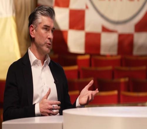 記者：利物浦體育總監(jiān)理查德休斯收到利雅得新月邀請