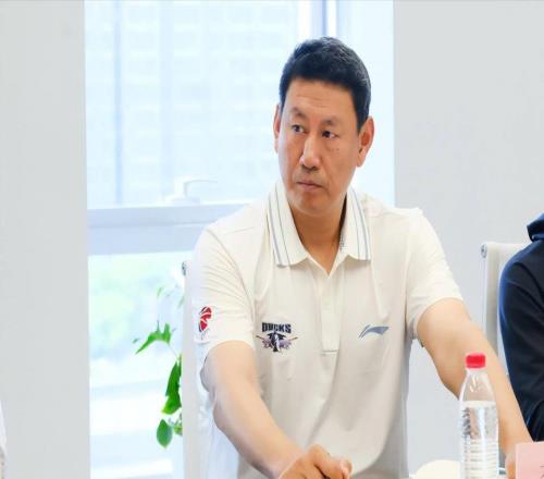 三年了，李楠解禁！今晚正式回歸CBA