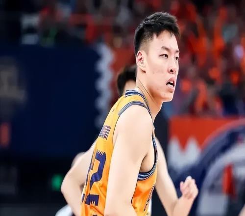 上海11186大勝新疆球員評價(jià)：8人優(yōu)秀，3人及格