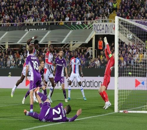 水晶宮3球優(yōu)勢(shì)險(xiǎn)翻車：歐協(xié)聯(lián)半決賽的代價(jià)