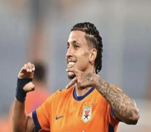 克雷桑復(fù)出破門(mén)，泰山隊(duì)逼平海港卻問(wèn)題多多，根源在濟(jì)南文旅