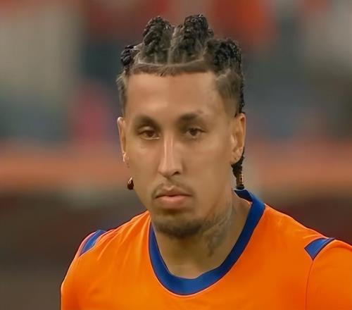 克雷桑拯救球隊(duì)，山東泰山11戰(zhàn)平海港，平局暴露爭(zhēng)冠核心隱患！