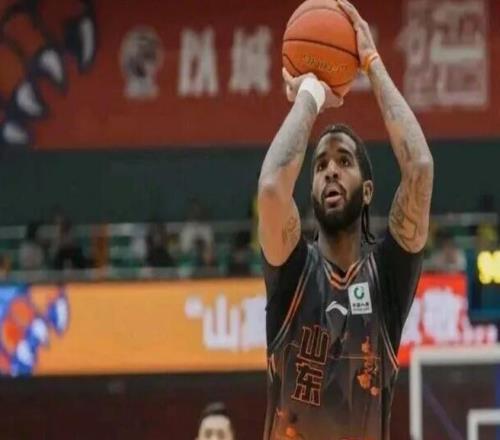 CBA焦點(diǎn)戰(zhàn)！北京vs山東，賽前帶來北京男籃曾凡博、周琦、新主教練以及山東男籃高詩巖最新消息