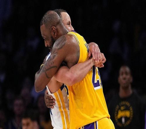 詹庫(kù)退役后NBA會(huì)死嗎四年前我信，現(xiàn)在不