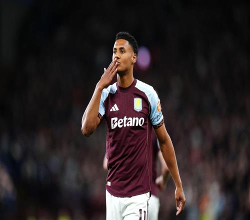 沃特金斯歐戰(zhàn)進球上雙，成為維拉隊史第一人