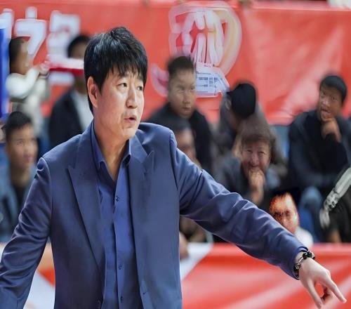 CBA焦點戰(zhàn)今夜打響！17日19點35分！CCTV5直播，邱彪拒絕5連敗