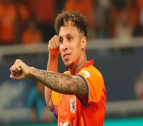 比賽還沒開打，泰山隊先迎來兩個重大喜訊，取勝上海海港徹底穩(wěn)了