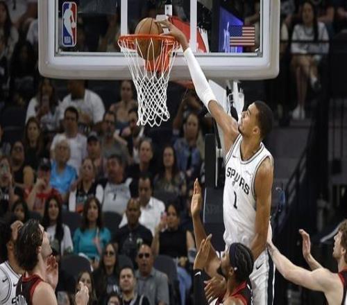 文班：不必等待贏球的時機現(xiàn)在就可以去爭取贏球