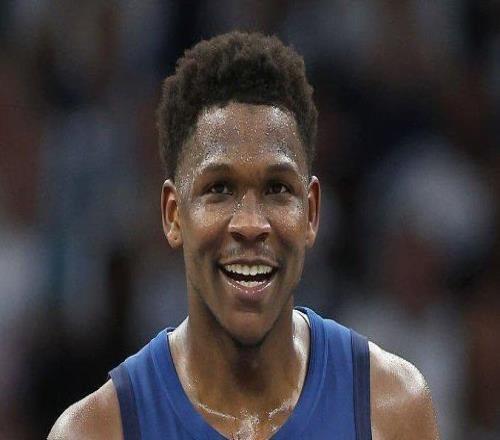 愛德華茲獎項申訴被拒，NBA規(guī)則鐵板一塊