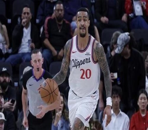 科林斯：這一年經歷了很多事情希望自己能繼續(xù)留下來