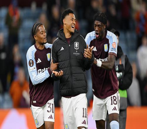 維拉71血洗博洛尼亞：歐聯(lián)杯變英超內戰(zhàn)