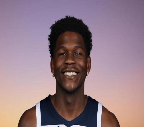 愛德華茲的執(zhí)念：一次蓋帽記了七年