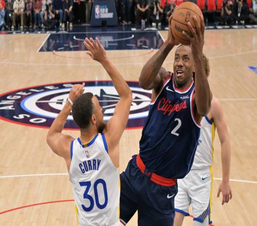 明明是聯(lián)盟前五球星，卻被爛攤子拖垮！或許該走了，你不虧欠什么