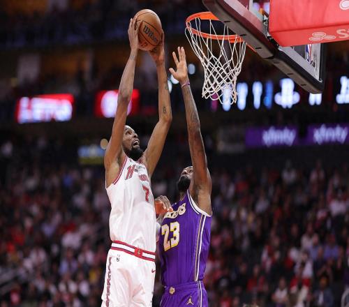 突發(fā)，杜蘭特右膝挫傷！火箭G1戰(zhàn)湖人迎4大挑戰(zhàn)41歲老詹機會來了