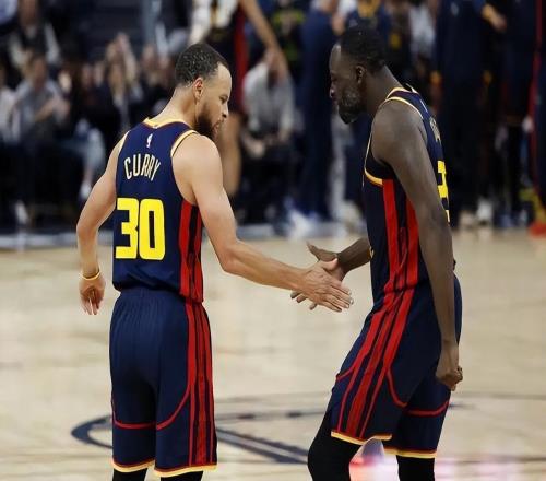 無緣季后賽庫里或迎意外之喜！字母+小卡2選1，勇士有望重聚王朝