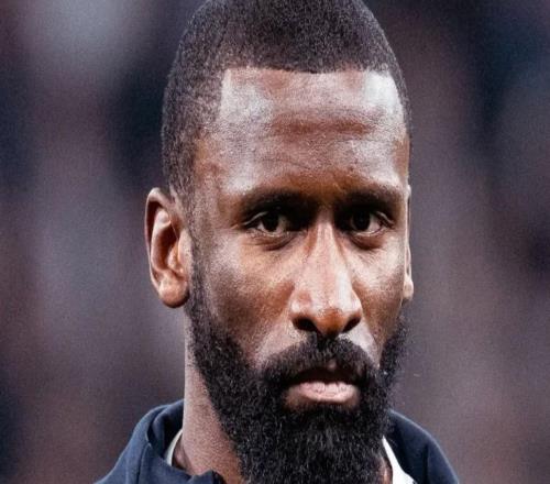 斯基拉：尤文愿意給呂迪格600萬歐年薪，但球員想要留在皇馬