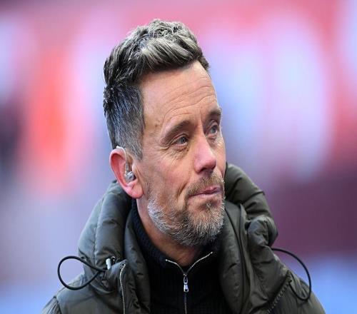 前維拉中場(chǎng)亨德里：我差點(diǎn)給教練一拳