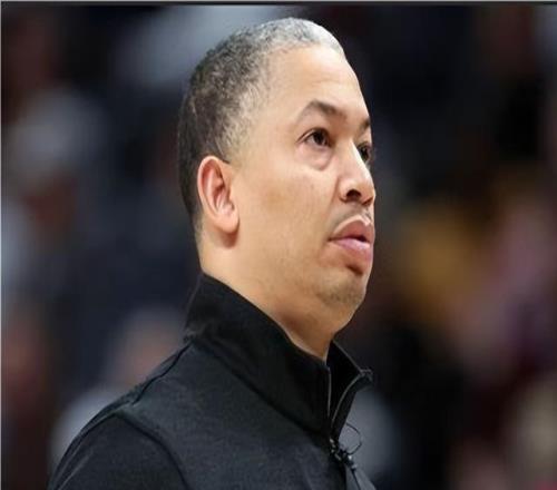 快船GM：倫納德和盧指導將繼續(xù)留隊倫納德逃過“2027年計劃”