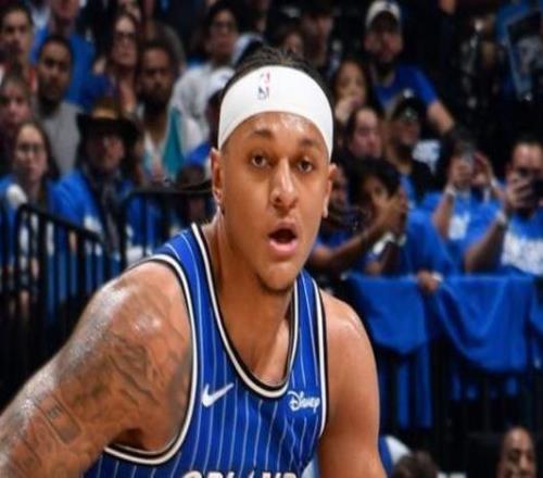 班凯罗25+6三球23+5魔术大胜黄蜂挺进季后赛