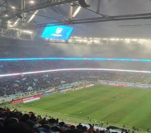 61653人現(xiàn)場見證英博四連勝上座人數(shù)梭魚灣歷史第二高