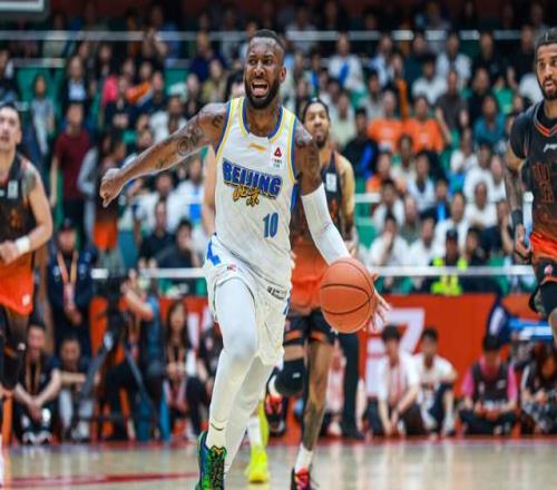 央視直播！北京VS青島嚴陣以待，超級外援首秀，許利民見招拆招