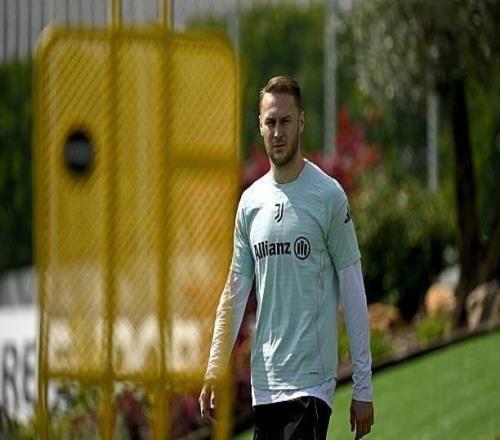 跟隊(duì)：尤文希望3000萬(wàn)歐出售庫(kù)普梅納斯，以此避免賬面虧損