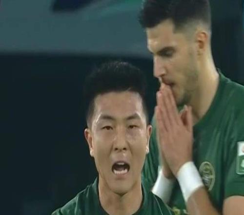 200萬歐“中超齊達內(nèi)”終于爆發(fā)：5秒3次戲耍對手太驚艷！