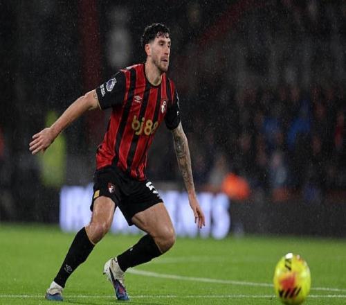 斯基拉：300萬年薪報價被拒絕后，尤文再次詢問了塞內(nèi)西的情況