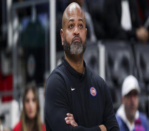 教练协会官方：比克斯塔夫当选年度最佳主帅斯普利特等人获提名