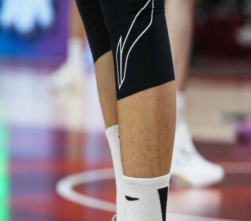 回歸！今天焦泊喬穿什么