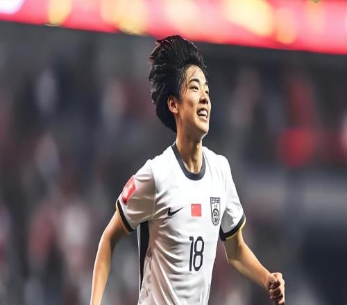 大連英博首位入選國足的鋒霸，如今已三輪聯(lián)賽未登場，引發(fā)熱議