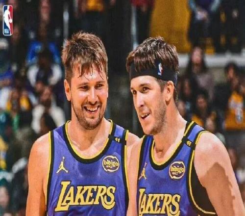 東契奇首輪報銷，里夫斯提前復(fù)出！湖人季后賽程絕了！保送1勝！